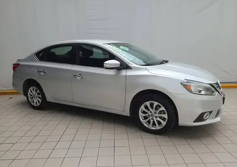 Nissan Sentra Advance