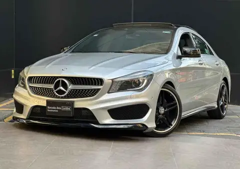 Mercedes Benz CLA 200