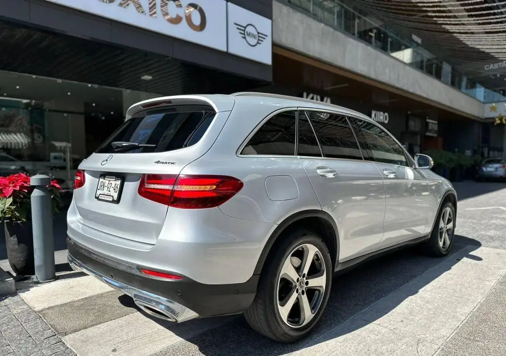Mercedes Benz usado 2018 en venta #7