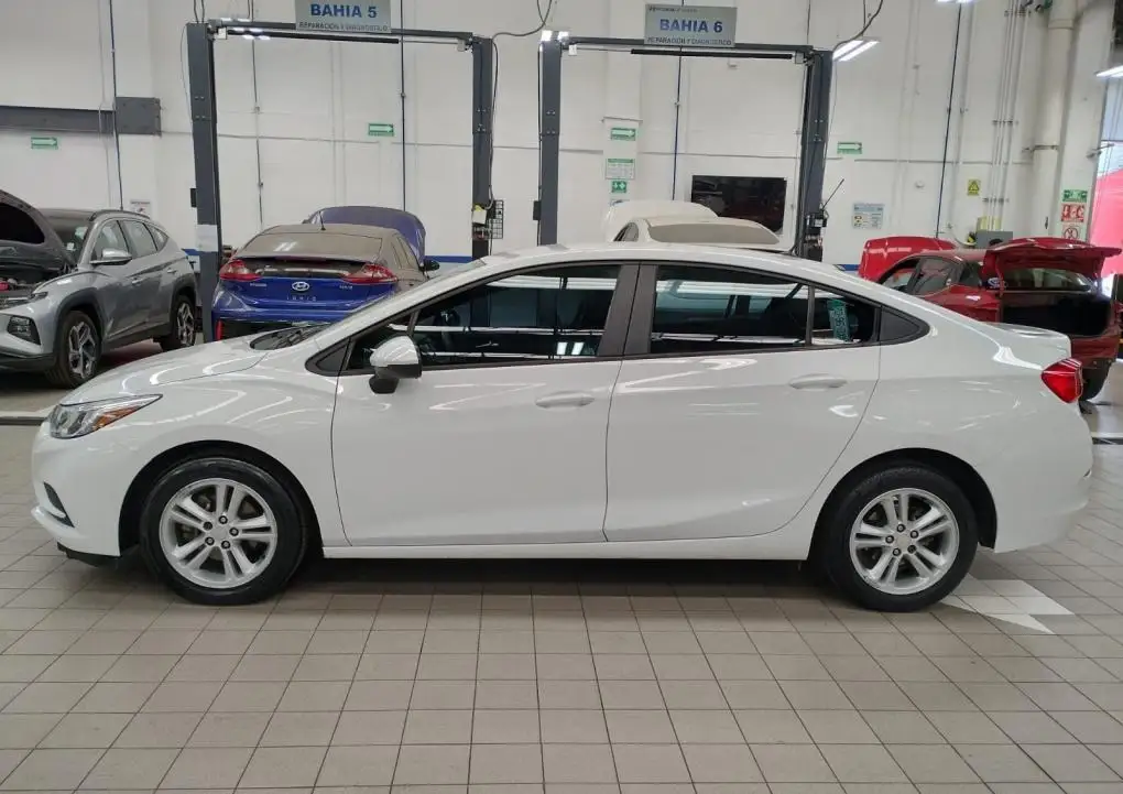 Chevrolet Cruze usado 2017 en venta #3