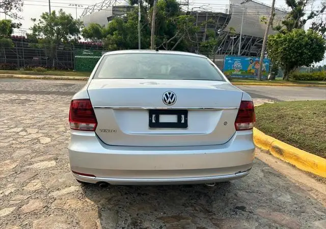 Volkswagen Vento usado 2018 en venta #4