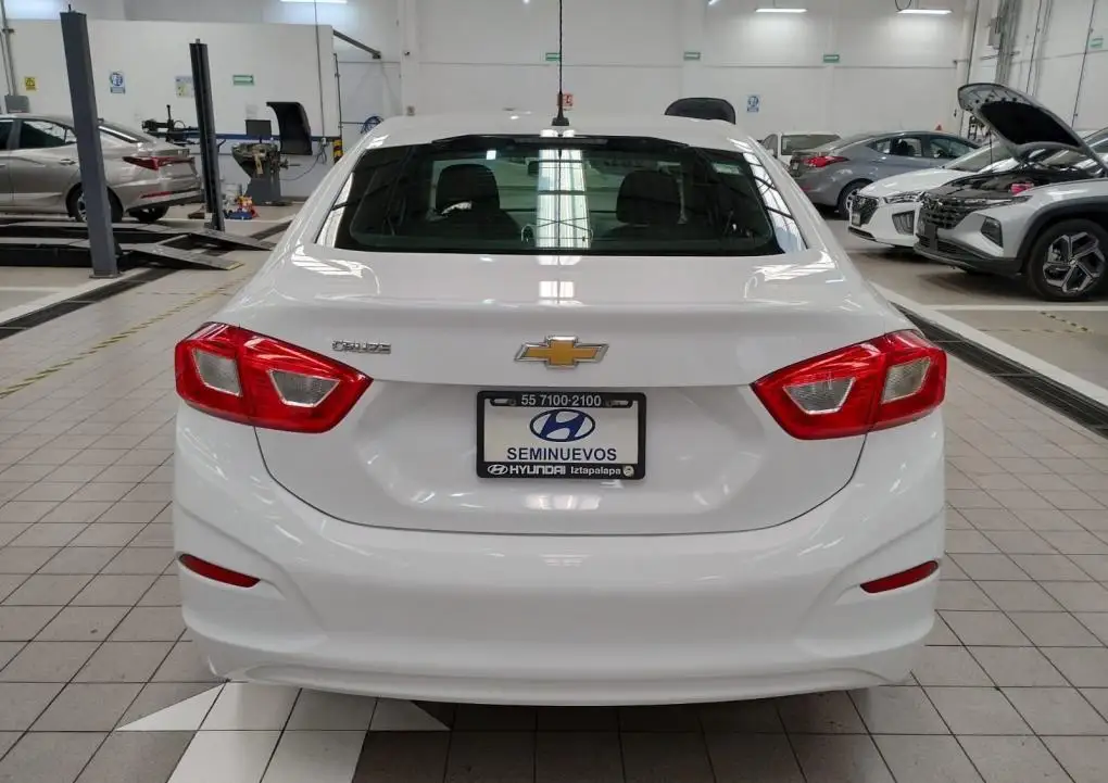 Chevrolet Cruze usado 2017 en venta #4