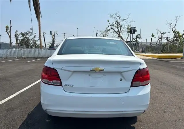 Chevrolet Aveo usado 2020 en venta #4