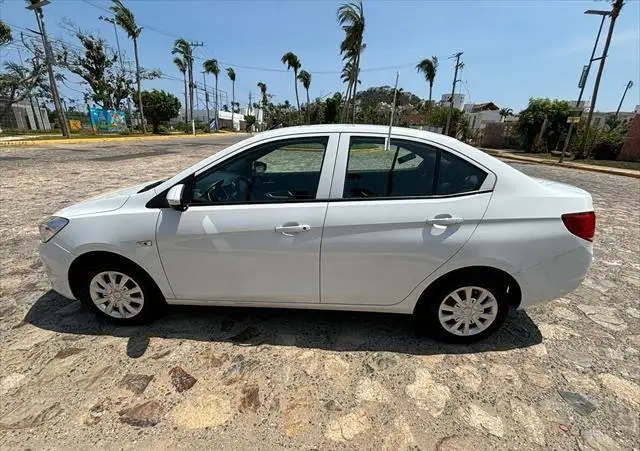 Chevrolet Aveo usado 2020 en venta #6