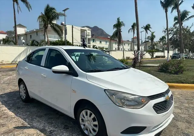 Chevrolet Aveo usado 2020 en venta #1
