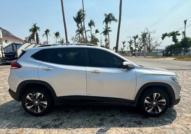 Chevrolet Tracker usado 2021 en venta #2