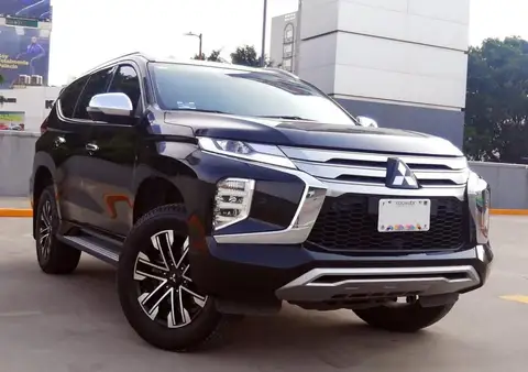 Mitsubishi Montero