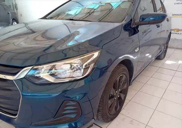 Chevrolet Onix usado 2021 en venta #7