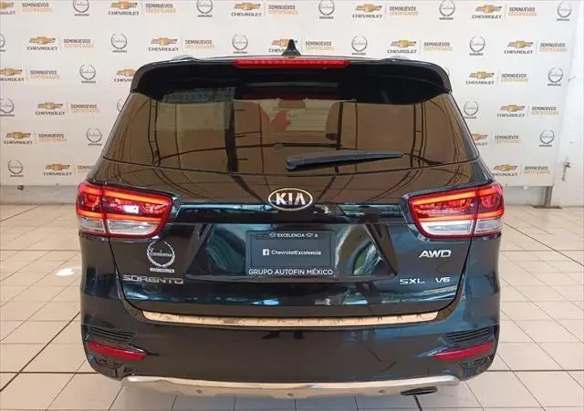 Kia Sorento usado 2017 en venta #5