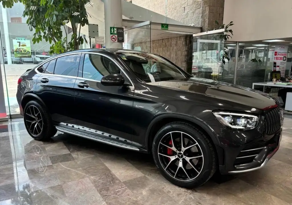Mercedes Benz usado 2021 en venta #2