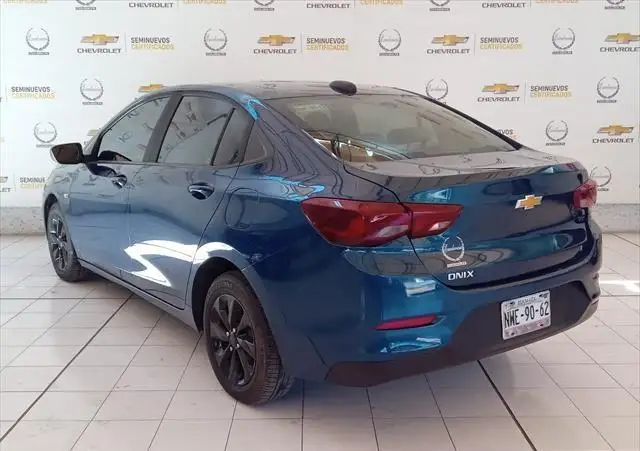 Chevrolet Onix usado 2021 en venta #5