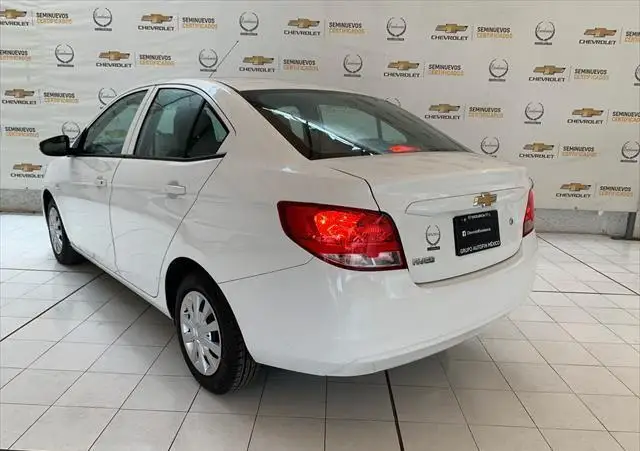 Chevrolet Aveo usado 2020 en venta #5