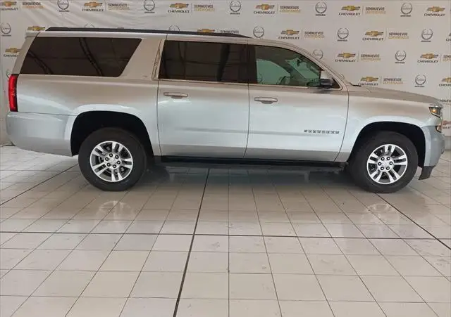 Chevrolet Suburban usado 2020 en venta #3