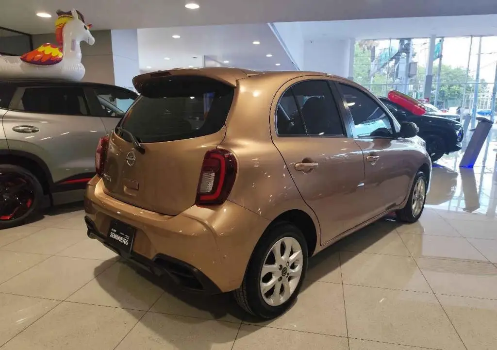 Nissan March usado 2022 en venta #5