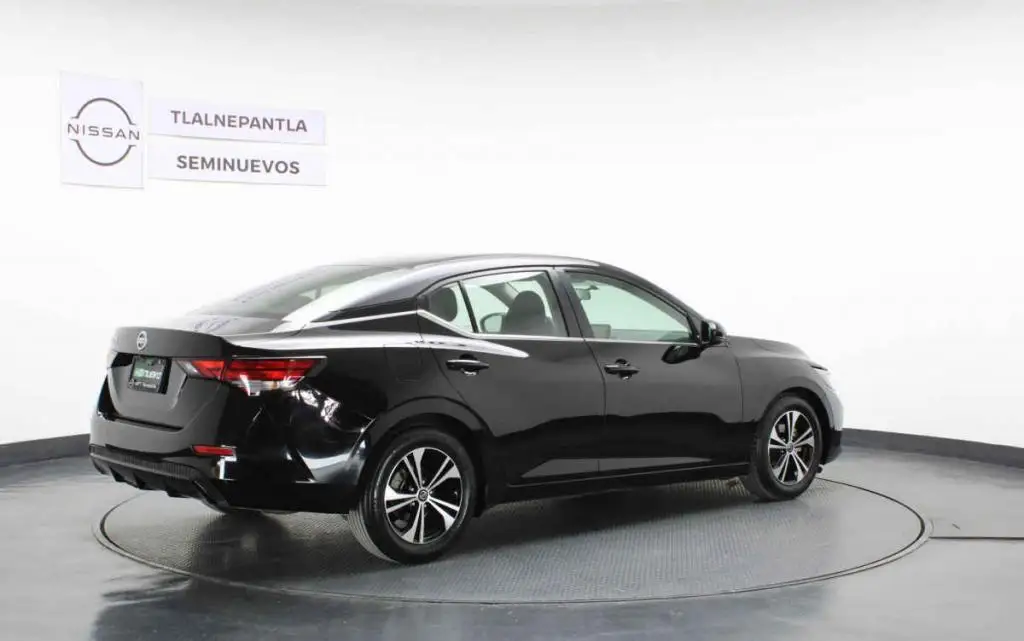 Nissan Sentra usado 2019 en venta #4