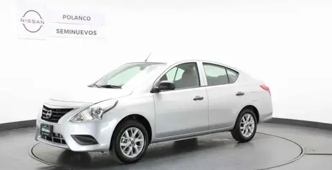 Nissan Otro Modelo