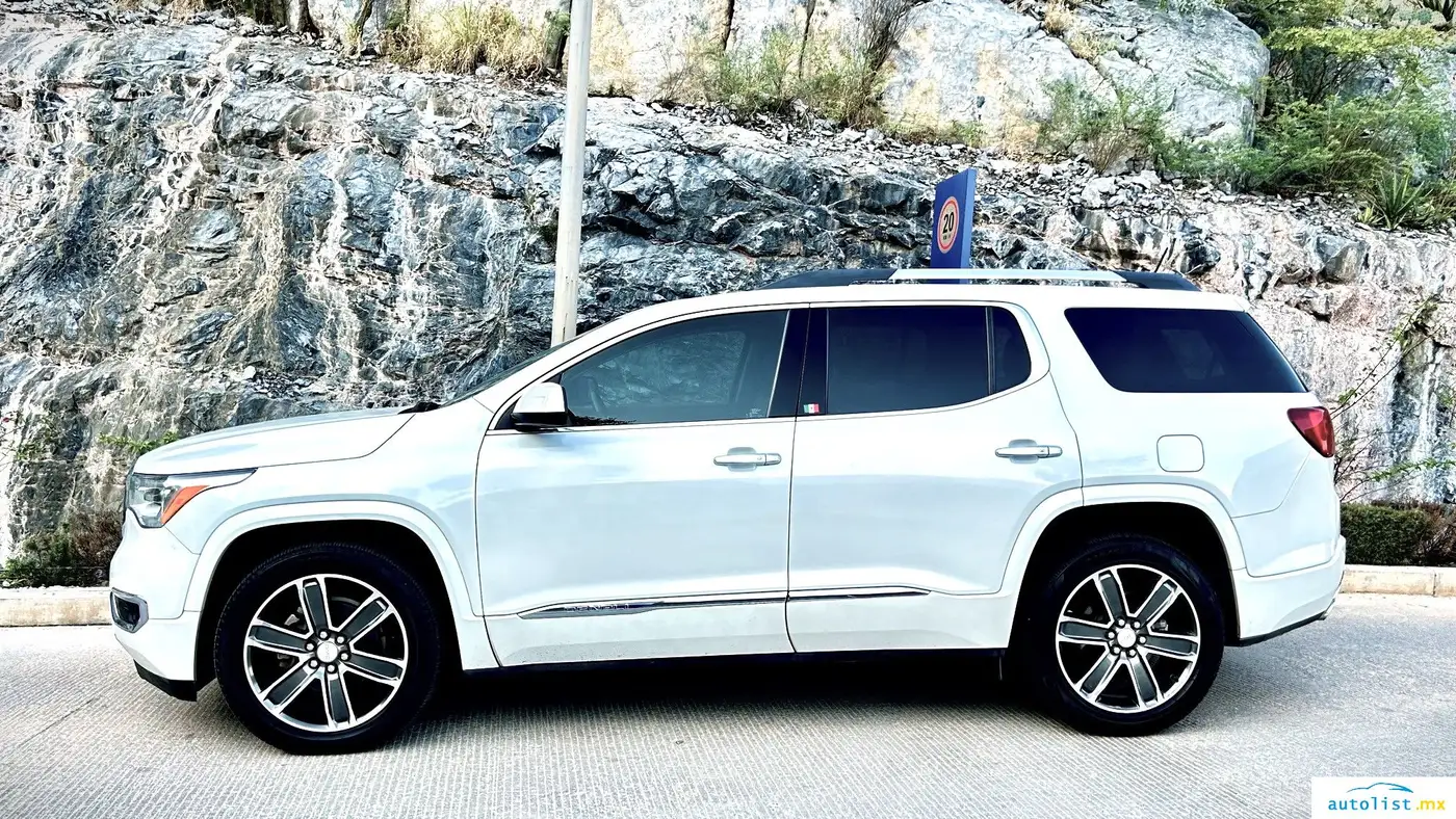 GMC Acadia 6 PASAJEROS ASIENTOS EN PIEL usado 2017 en venta #1