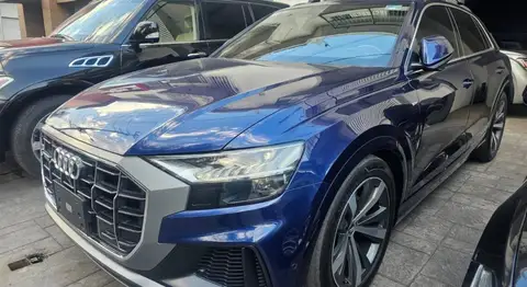 Audi Q8 S LINE