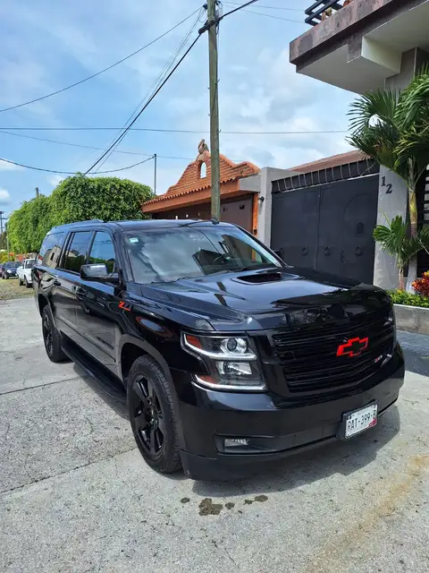 Chevrolet Suburban PREMIER CONVERCION TIPO Z71 
