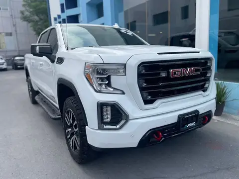 GMC Sierra