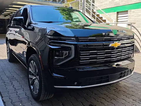 Chevrolet Suburban HIGH COUNTRY